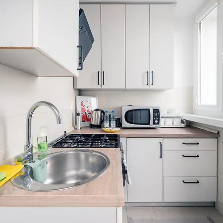 Atlas Arena Green Studio Apartment Lodz